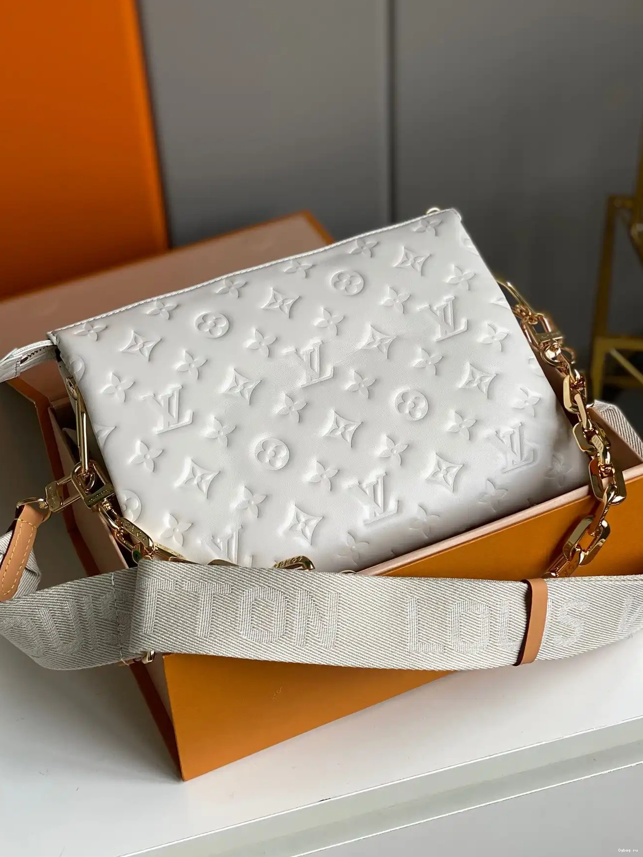 PM LOUIS VUITTON COUSSIN 0630
